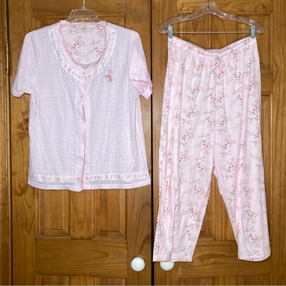 NWOT Blair Pajama Set Top and Cropped Bottoms Pink Women's Size L Large